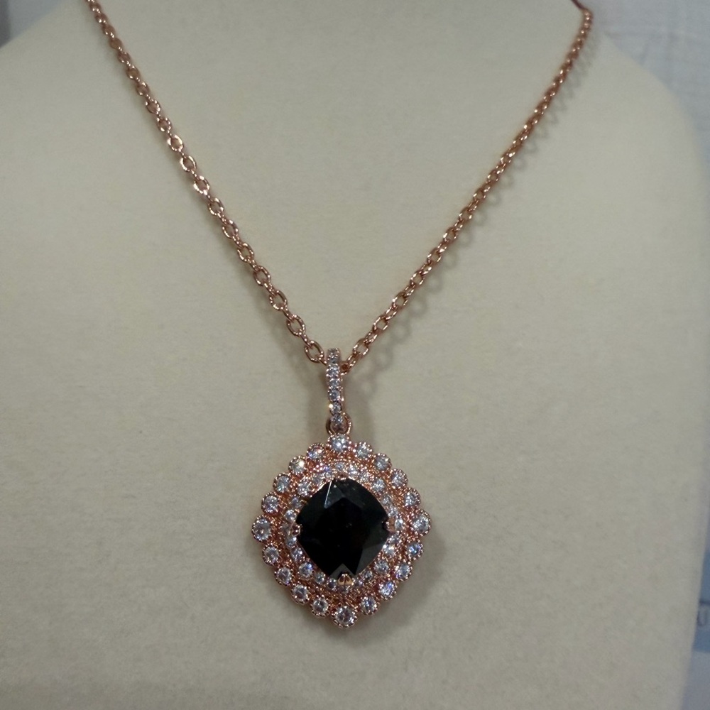 2/$35.00. BOMB PARTY OG Rose Hold Black Onyx! Just gorgeous!